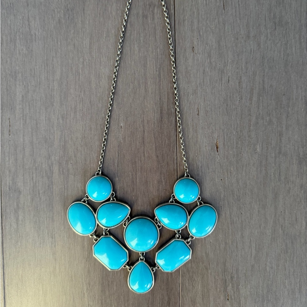 Women’s Turquoise Statement Bib Necklace - Contemporary Fashion